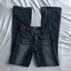 2P Six Avenue Lowrise Jeans